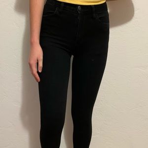 black american eagle skinny jeans